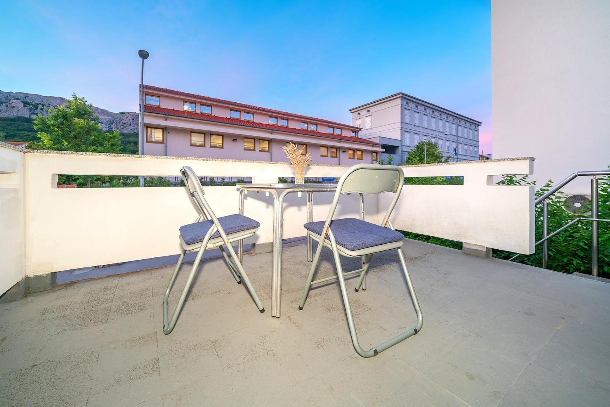 Apartments Nada & Ivan With Terrace Baška Zewnętrze zdjęcie