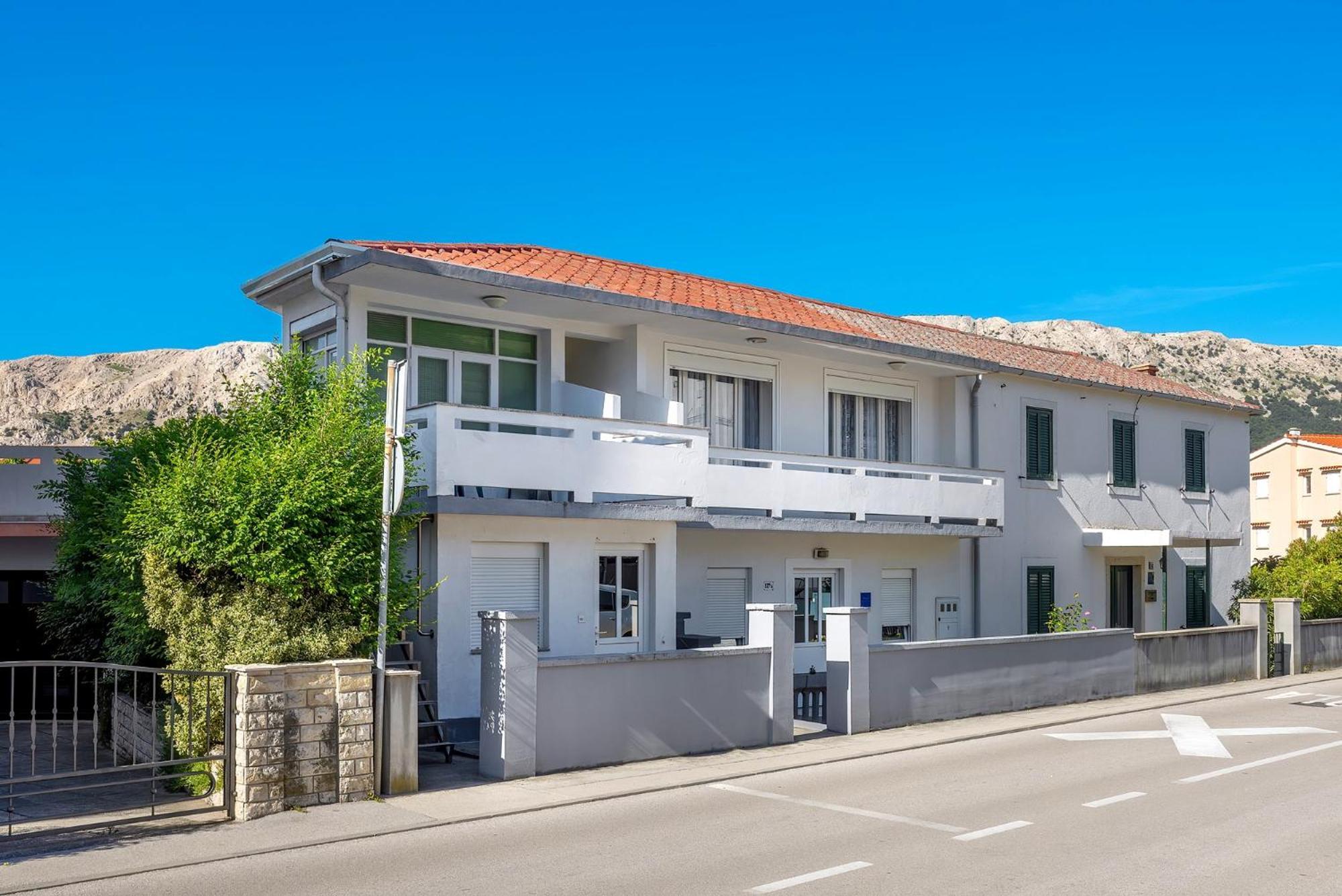 Apartments Nada & Ivan With Terrace Baška Zewnętrze zdjęcie