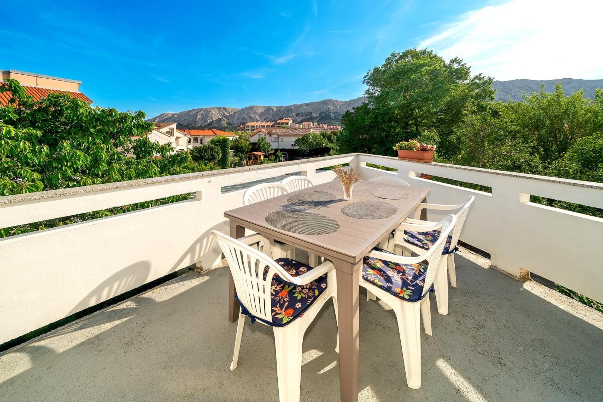 Apartments Nada & Ivan With Terrace Baška Zewnętrze zdjęcie